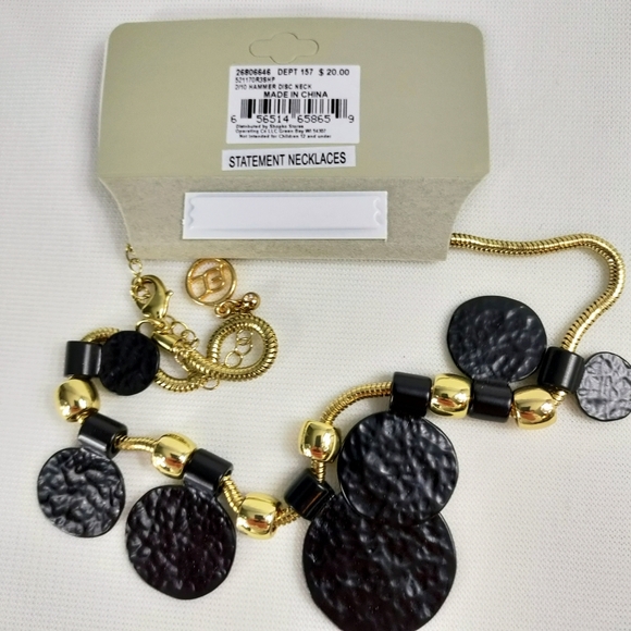 Erica Lyons Statement Collar Necklace Snake Chain Textured Disc Black/Gold 19" - Picture 6 of 8